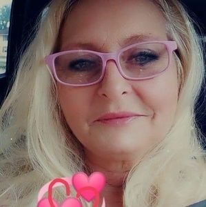 Meet your Posher, Darlene